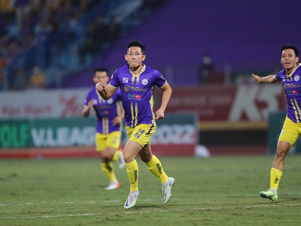 Bóng đá Việt Nam 24/10: Hà Nội vẫn có cơ hội vô địch V-League