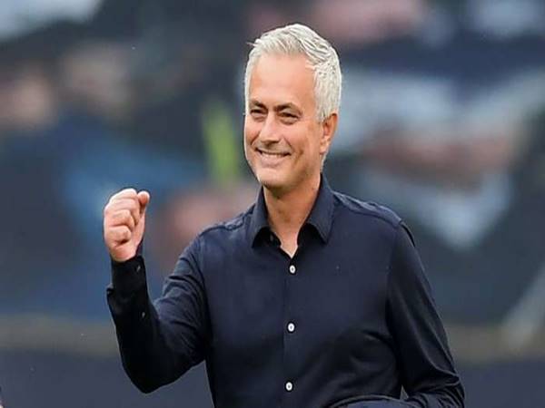 Tiểu sử José Mourinho: Thành tích của HLV ‘Người đặc biệt’
