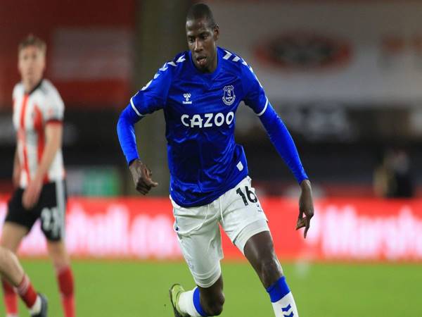 Abdoulaye Doucoure: Hòn đá tảng nơi tuyến giữa Everton