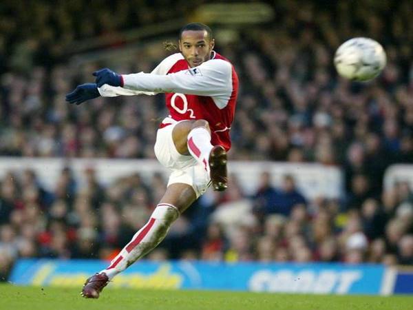 Những tiền đạo xuất sắc nhất lịch sử Arsenal