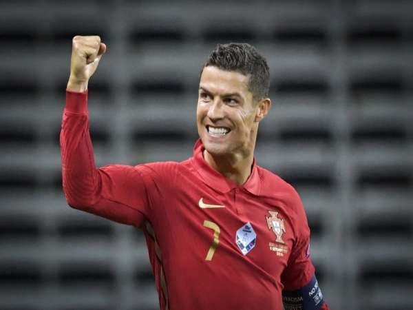 Khám phá số áo của Ronaldo qua từng giai đoạn sự nghiệp