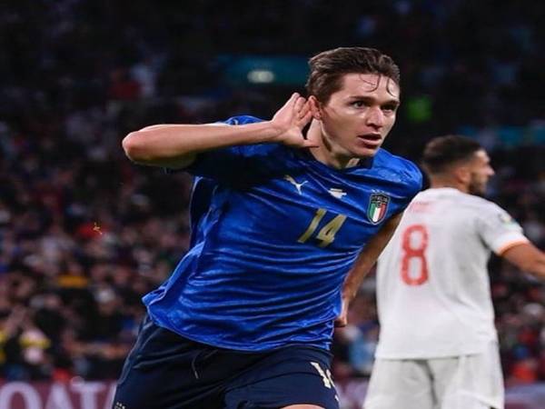 Chiesa từ chối lên tuyển vì phong độ không ổn định tại Liverpool