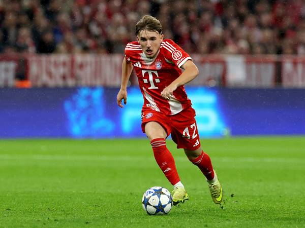 Tiềm năng tương lai sáng lạn của Lennart Karl Tiềm năng tương lai sáng lạn của Lennart Karl