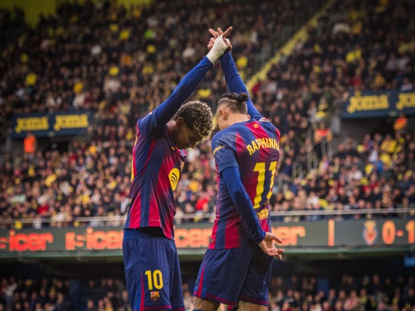 Tin BĐ: Barcelona vô địch lượt đi La Liga đầy thuyết phục