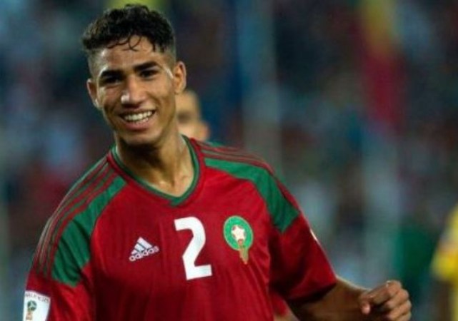 Tương lai còn dài ở hành lang phải