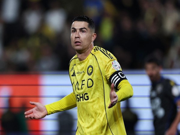 Tin BĐ: Choáng với số tiền Ronaldo kiếm mỗi ngày tại Al Nassr